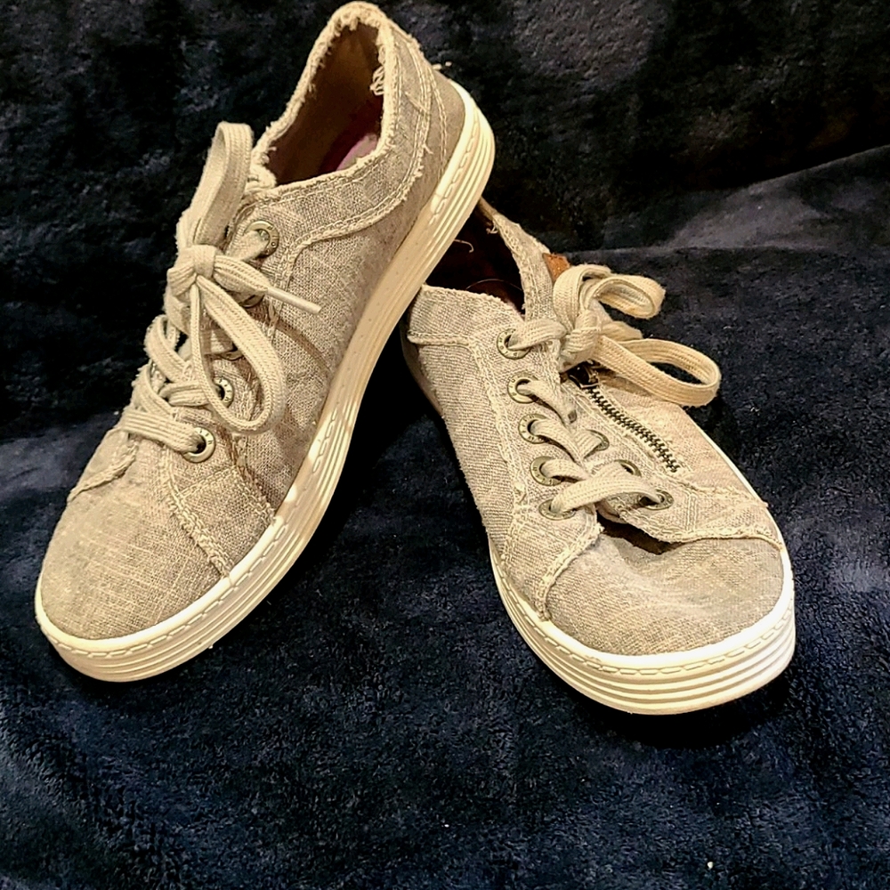 Blowfish Malibu Lace Up Sneakers w/ Zipper Accent